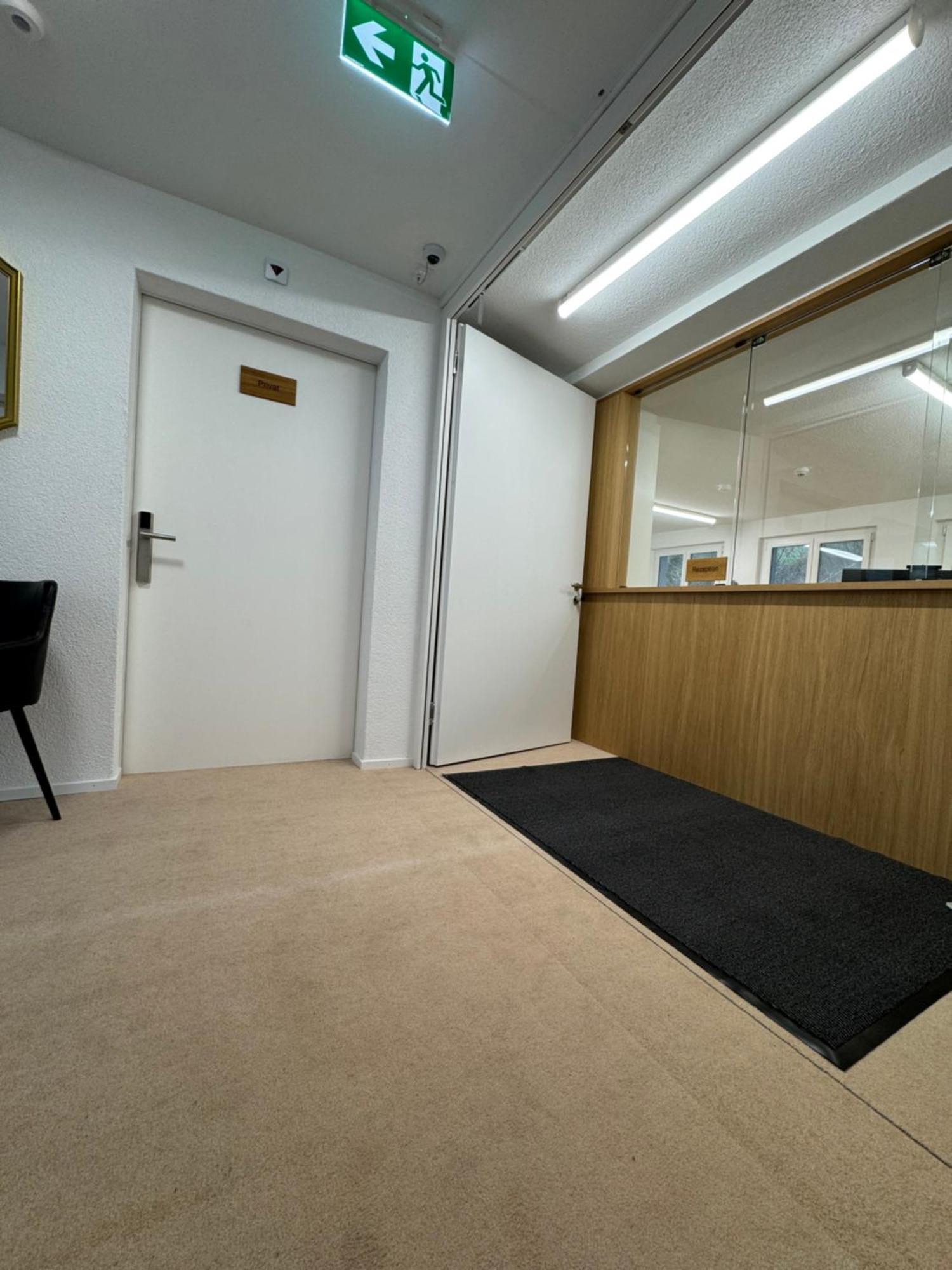 Business Hotel Riverside Duggingen Екстериор снимка