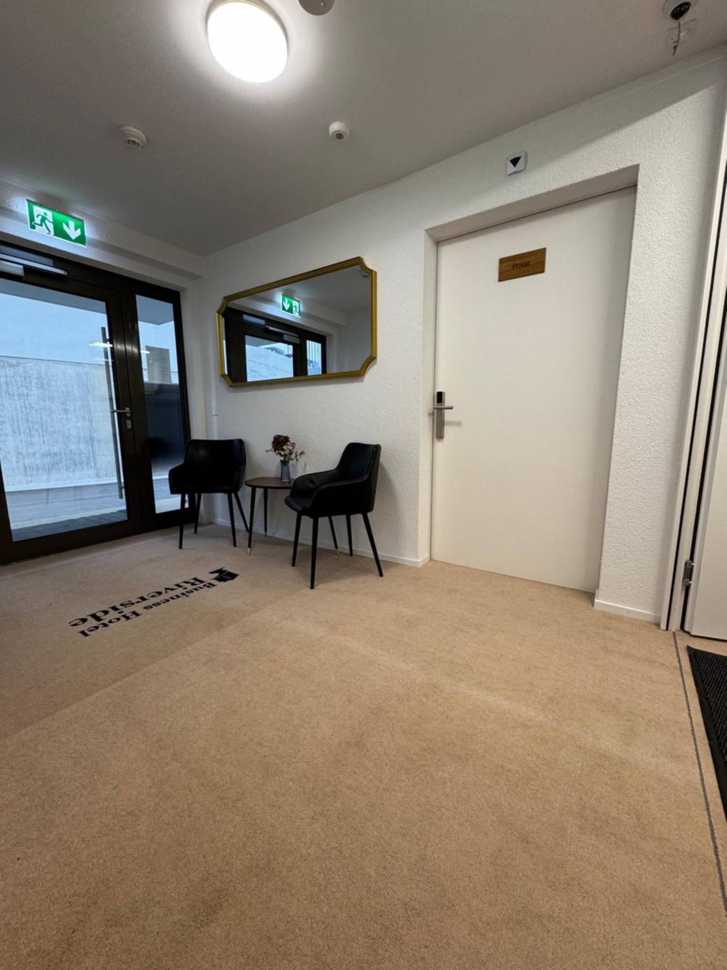 Business Hotel Riverside Duggingen Екстериор снимка