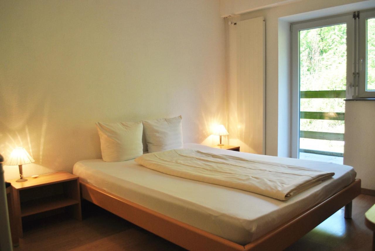 Business Hotel Riverside Duggingen Екстериор снимка